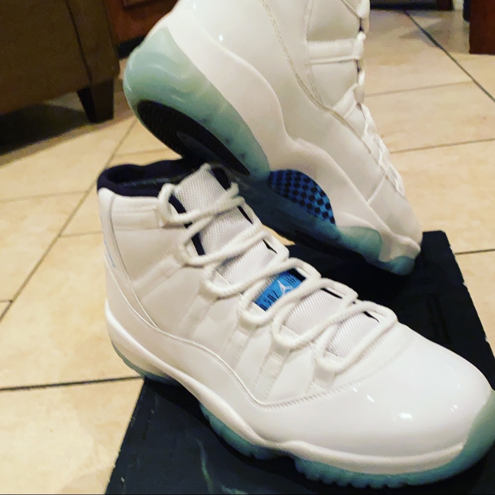 Men’s Shoes